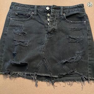 American Eagle black denim skirt